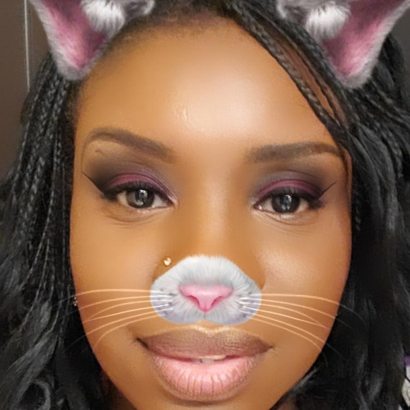 Meet your Posher, LoveyLadyLocs - Picture 1 of 15